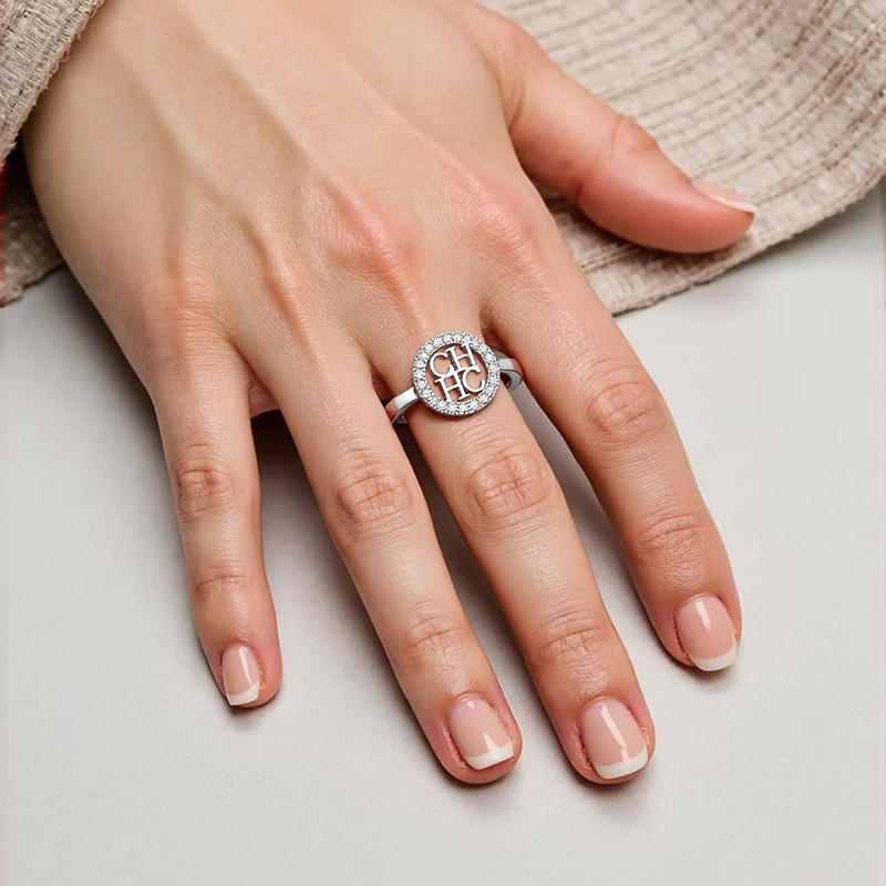 CH Two-Tone Zircon Hollow Lett - Cosplay Prop Designer avis et prix