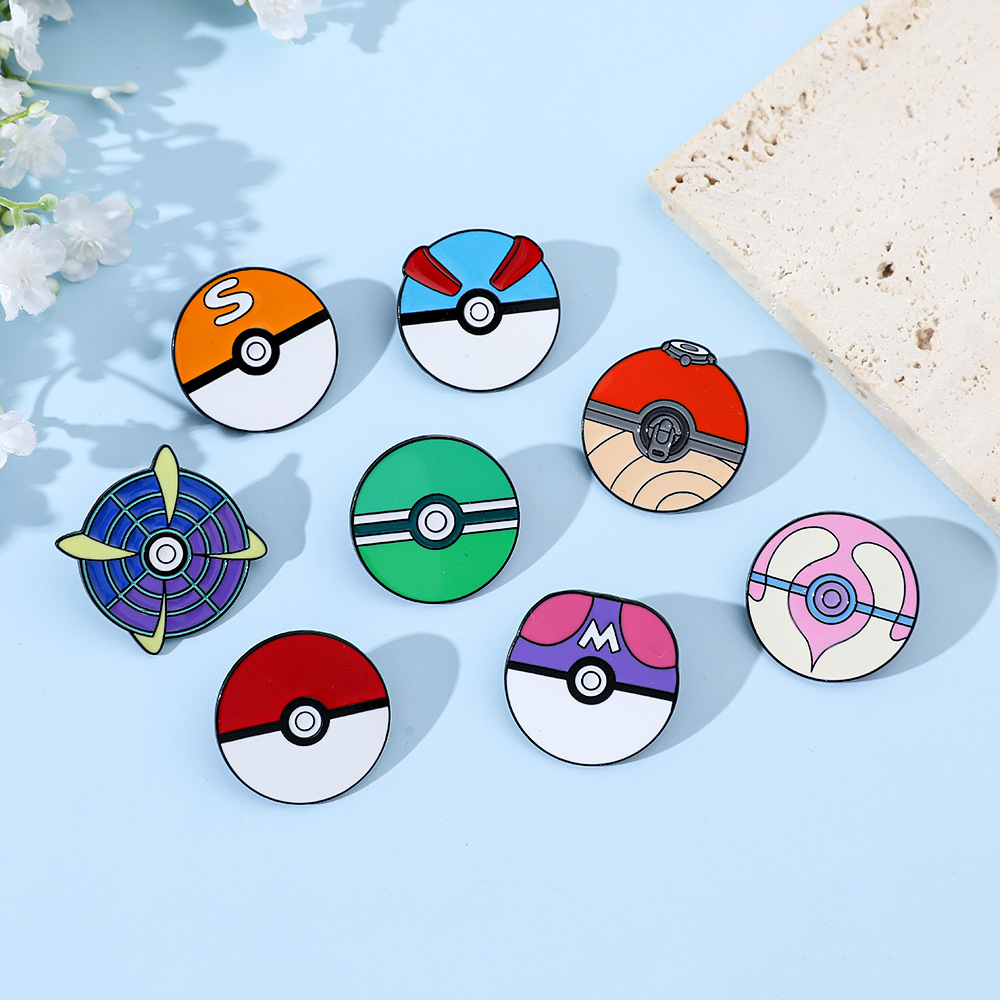 Anime Ball Cartoon Enamel Pins - Pokeball Cosplay Prop avis et prix