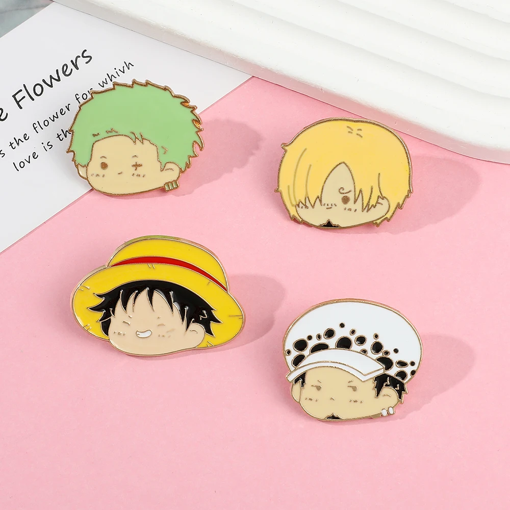 4 Pcs Anime Character Brooch S - Cosplay Prop Bag avis et prix