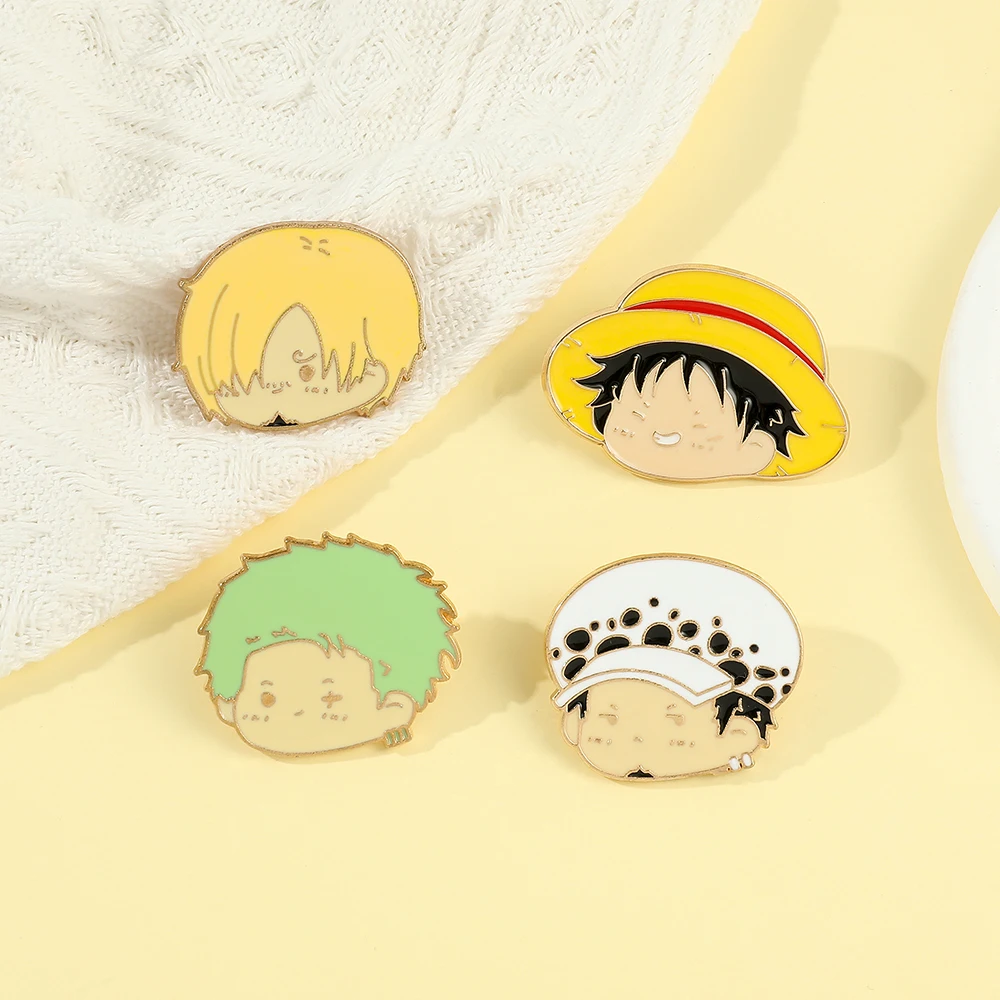 4 Pcs Anime Character Brooch S - Cosplay Prop Bag avis et prix