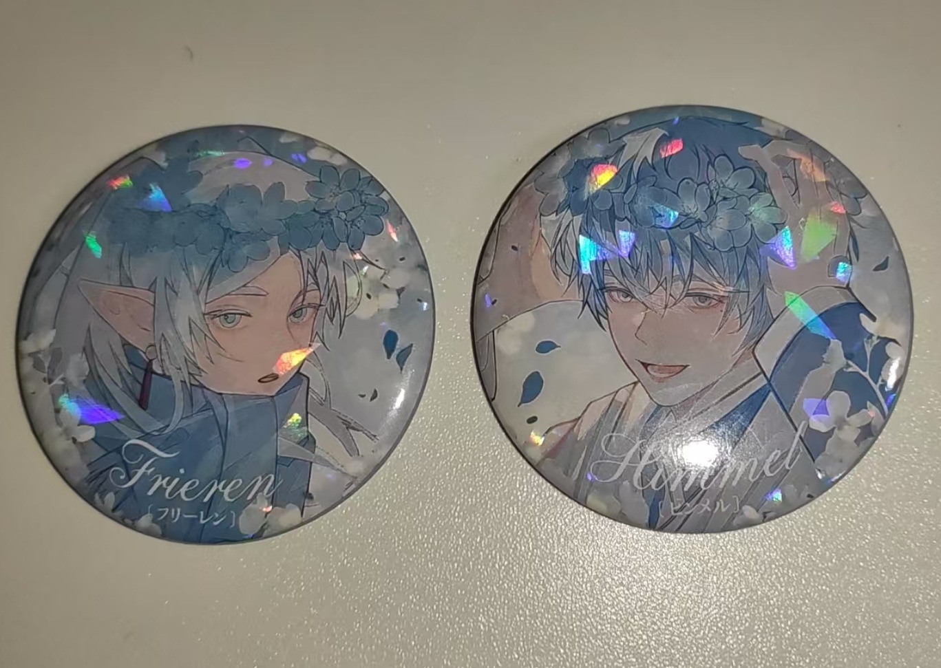 Anime Frieren Himmel Badge Car - Frieren Cosplay Prop avis et prix